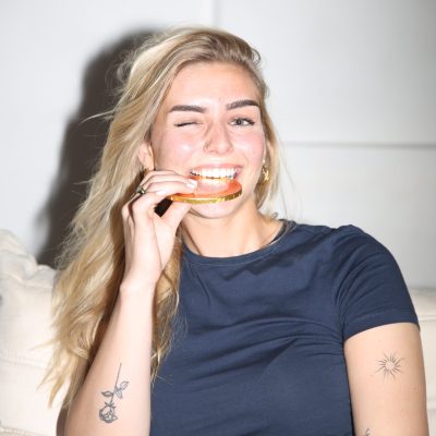 4W6A8430_top Merel bijtend op euro